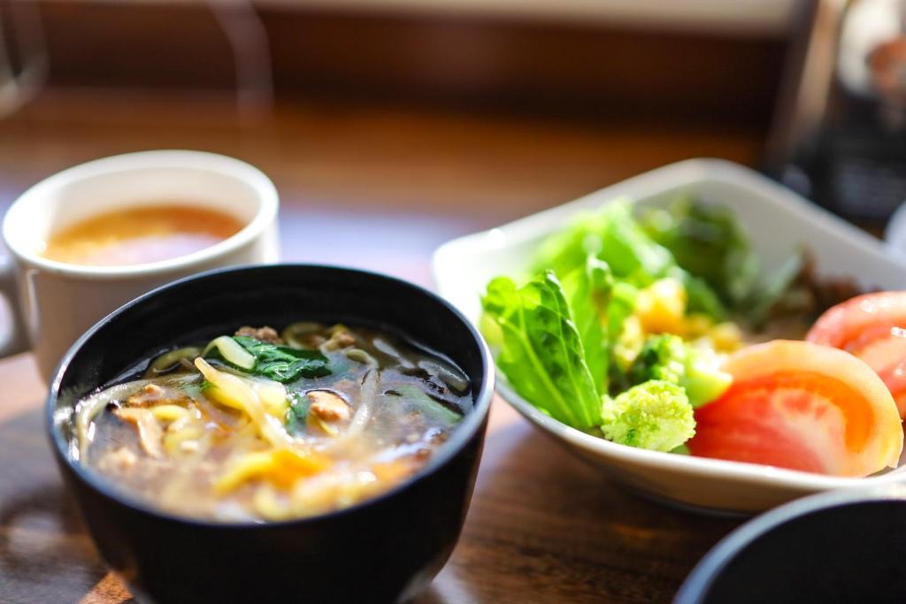 อาหารและเครื่องดื่ม