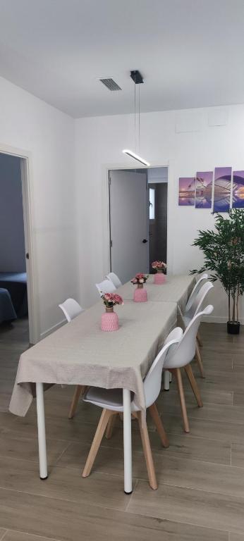 Apartamento 4 habitaciones 2 baños Ciudad de las Ciencias VT-55209-V - 2