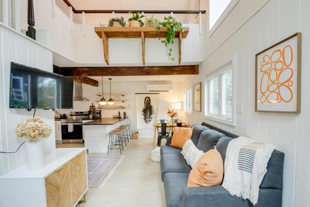 Cozy Green Mountain Chalet in Putney Town