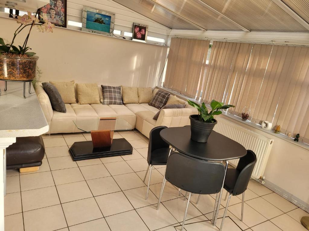 Abakwa House