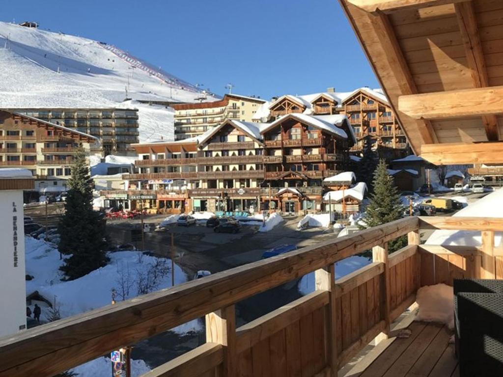 Bel appartement 3 pièces, 60m², 6 pers, Alpe d'Huez - Près des commerces, pistes et remontées mécaniques - FR-1-405-340 - 2