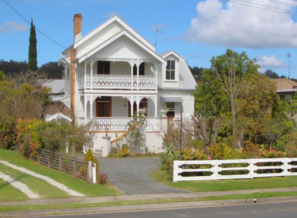 Riverwood Lodge