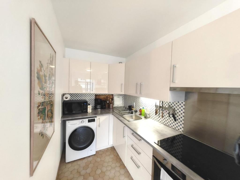 Appartement avec balcon et parking à Paris Alésia - 4