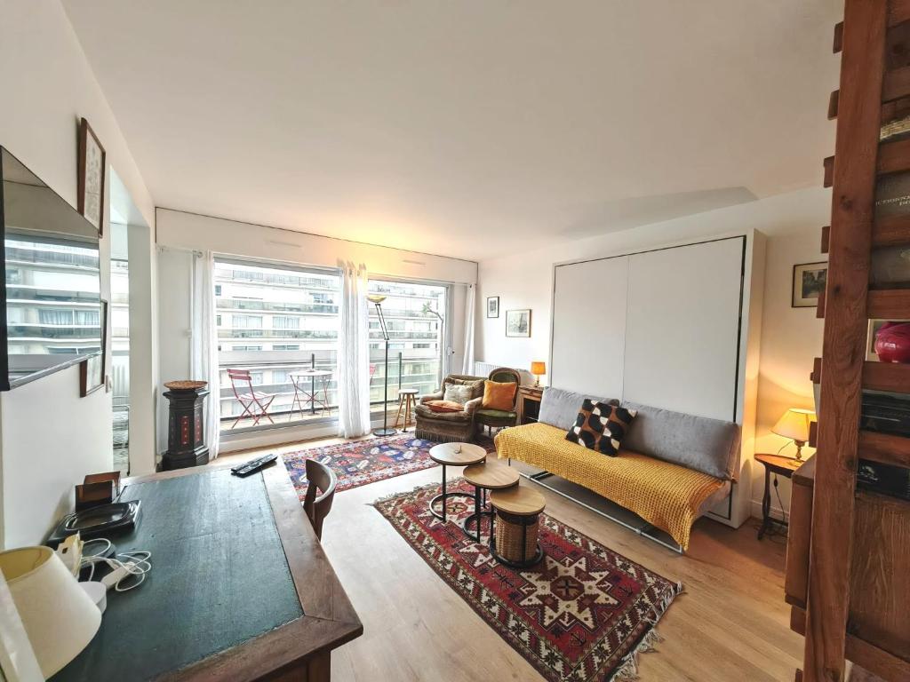 Appartement avec balcon et parking à Paris Alésia - 1