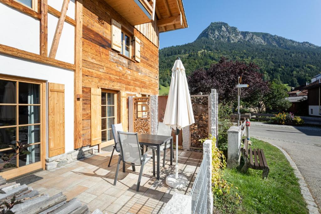 "Fewo am Dorfplatz" - Annehmlichkeiten von 4-Sterne Familien-und Wellnesshotel Viktoria können mitgenutzt werden - 2