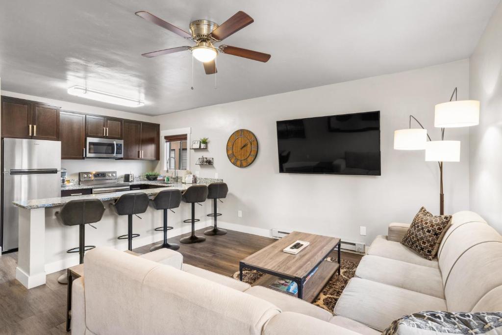 The Yellowstone Hideaway Unit B, West Yellowstone