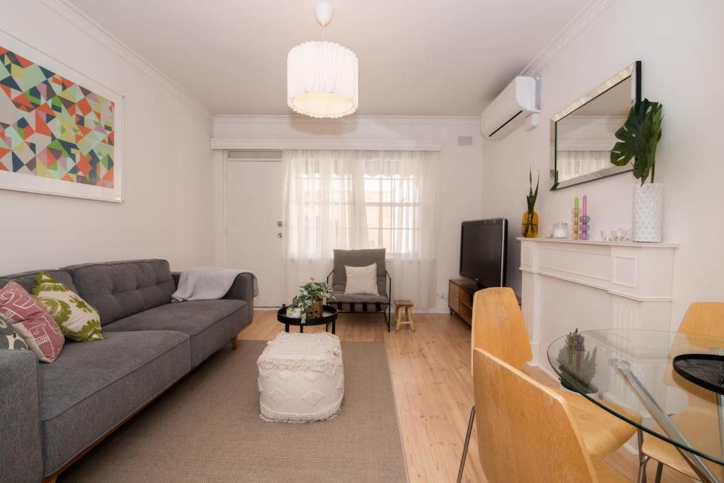 Cranbrook Courtyard - A Sunny City-fringe Retreat, Adelaide