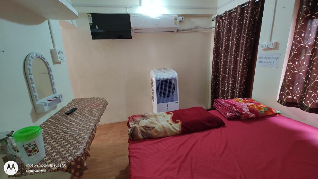 Shreeji Guest House