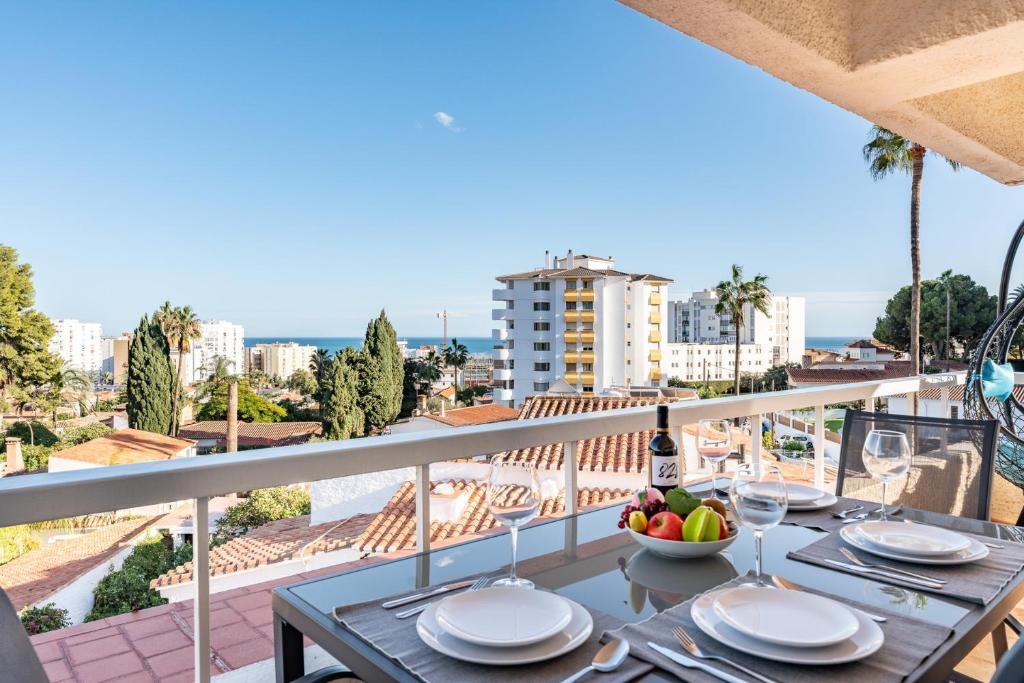Sunny 2BR Pool Terrace SeaView - 4