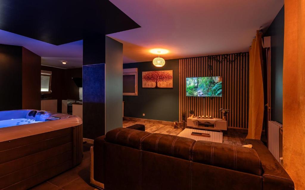La Somptueuse 100m2 Spa/Sauna privé - 5