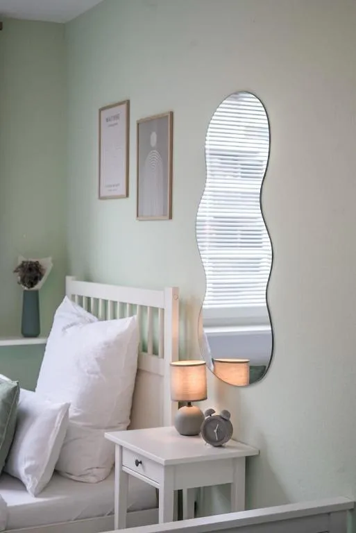 Comfortable 3 room apartment I 81 m2 I Central l Self-Check-In I WiFi & Netflix, Hotel in Hannover
