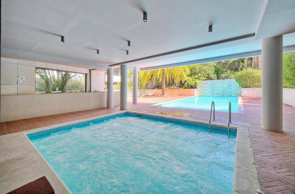 Appartement , piscine, terrasse, proche croisette - 3