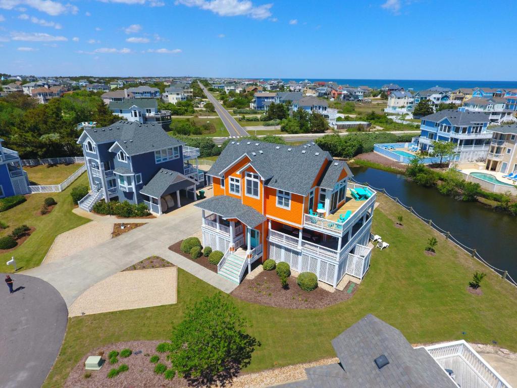 Oceanside, Hot Tub, Private Pool, Community Amenities, BU3, Tangerine Dream, Corolla