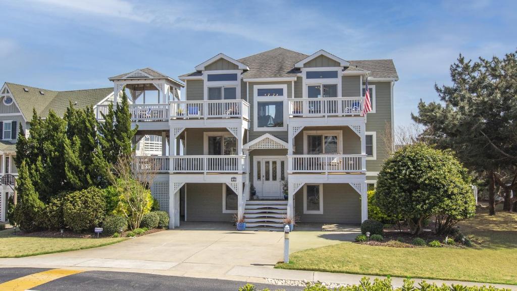 Oceanside, Close to Beach, Private Pool, Hot Tub, FS1, Duck Chill Inn, Duck