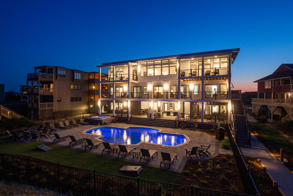 OCEANFRONT, Ocean Views, ELEV, Private Pool, Poolside Bar, DB4, True at First Light, Duck