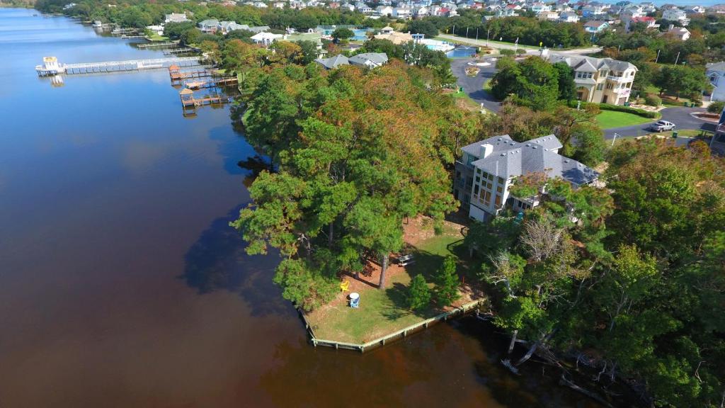 Soundfront, Amazing Sound Views! Sunsets, Yard, Hot Tub, MS100, Timberly II, Corolla