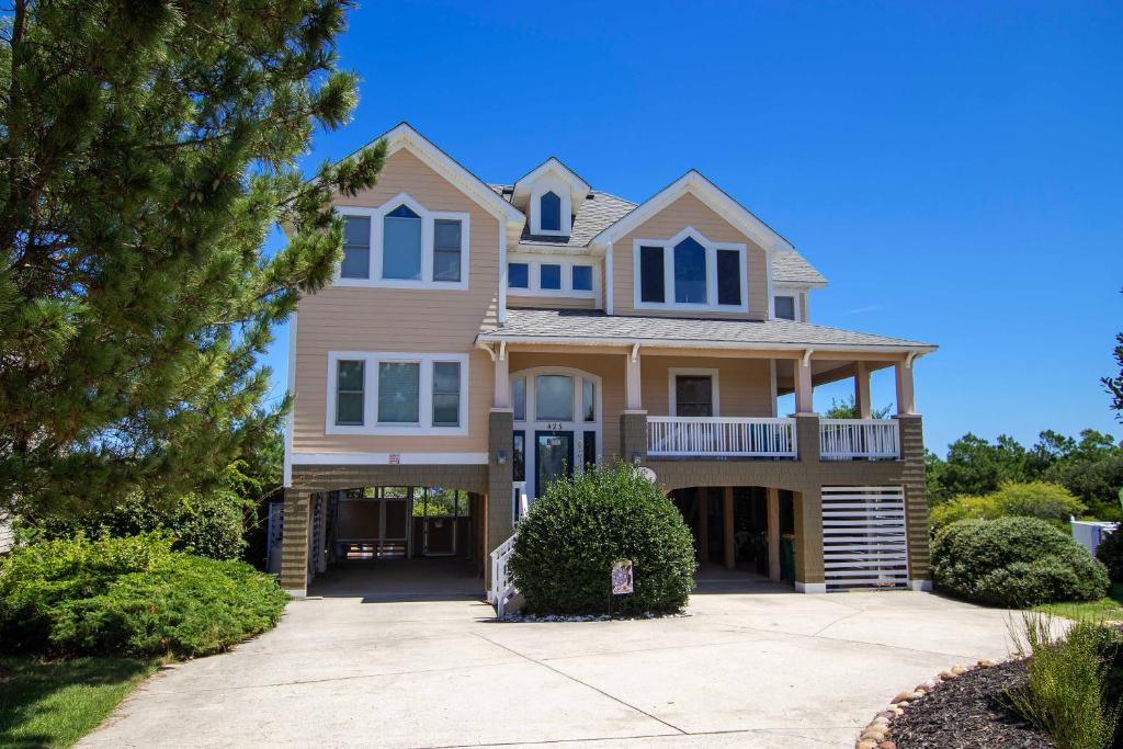 Soundside, Pool, Hot Tub, Community Amenities, MS24, Turtle Whispers, Corolla