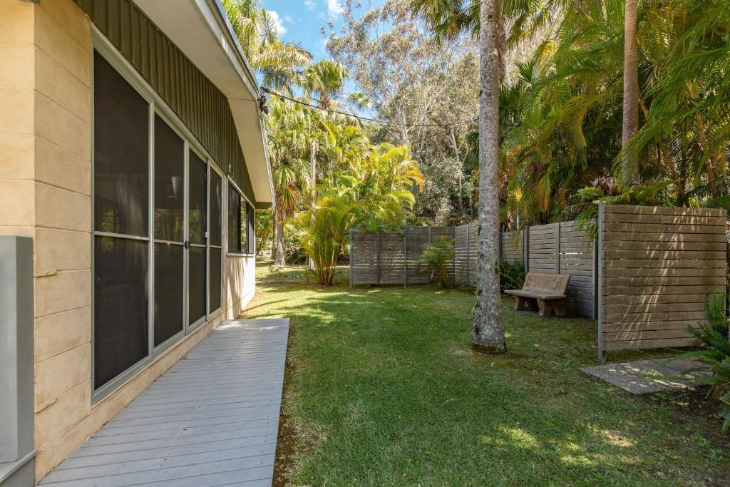 Montezuma, Elizabeth Beach