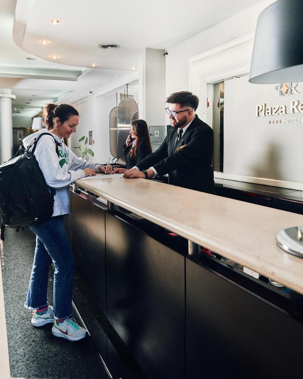 Plaza Real Suites Hotel