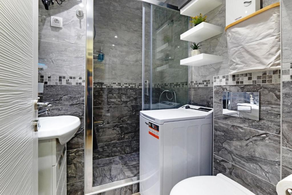 Urban Pioneer Apartment - 5