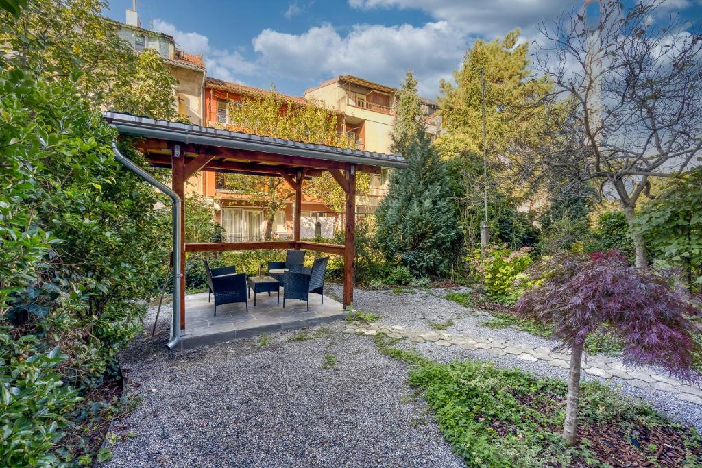 Bumblebee Apartment with Garden- Happy Rentals, Záhřeb