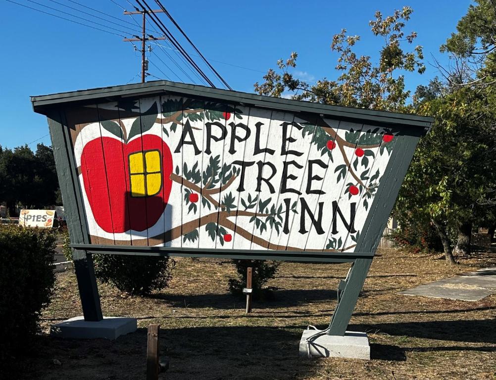 Apple Tree Inn, Julian