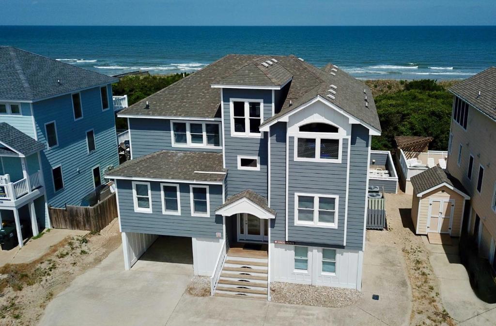 OCEANFRONT, Theater, Rec Room, Ocean Views, Pool! OL76, Corollabunga, Corolla