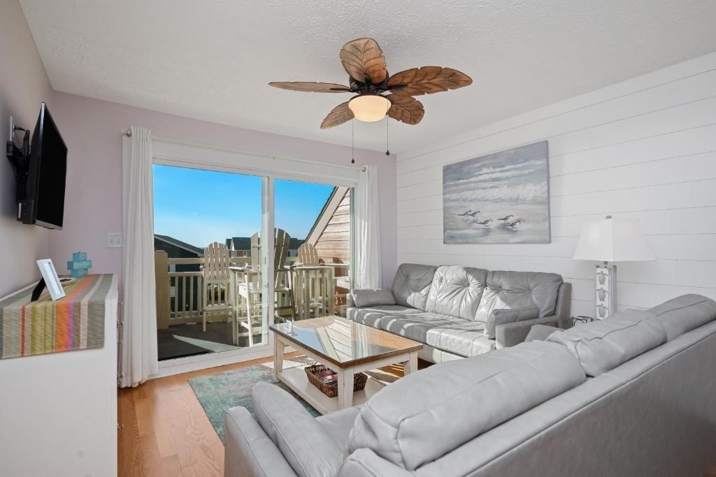 A View To Live For, Oak Island