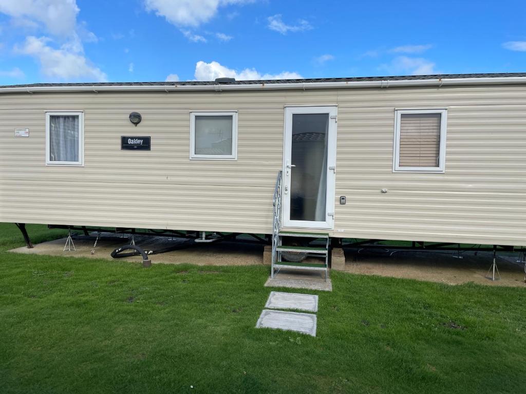 8 Berth family caravan Selsey West Sussex 전경