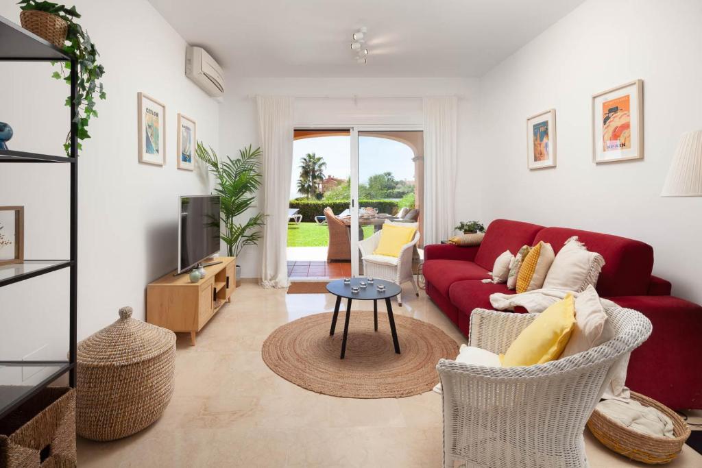 La Joya Seafront by Alfresco Stays - 5