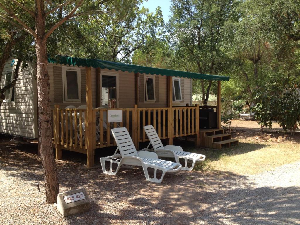 Mountain Retreat in Roquebrune-sur-Argens with Shared Pool - 1