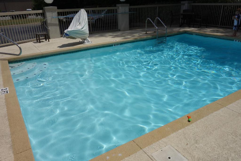 Country Inn & Suites by Radisson, Tuscaloosa, AL photo