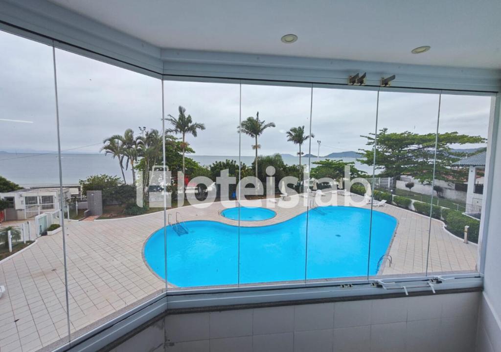 C151 Ap de 2 quartos com vista direta para o mar, Florianópolis