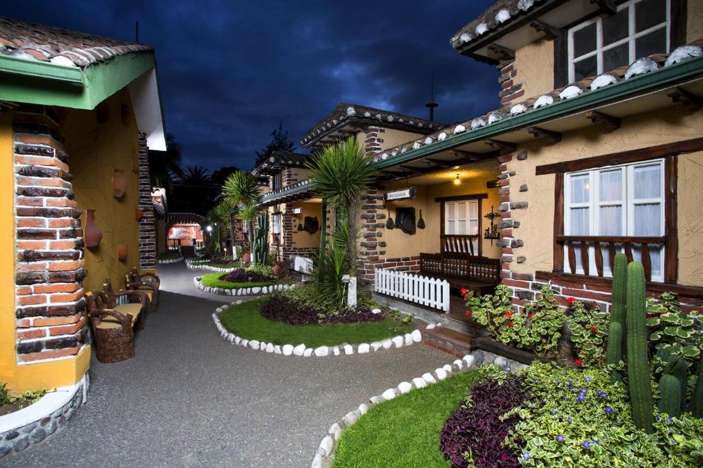 Hosteria Rumipamba De Las Rosas — Hotel in Salcedo