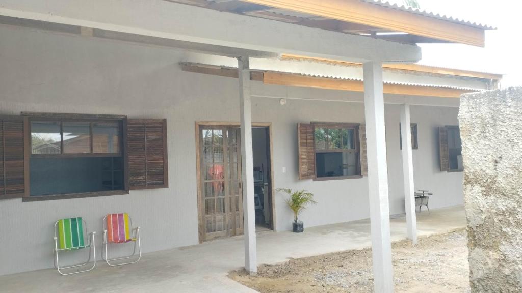 Casa com Wi-fi, pertinho do Mar!, Matinhos