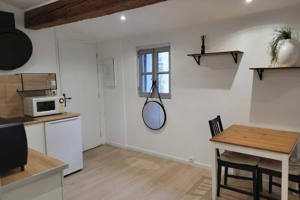 Charming studio in the historic centre - 4