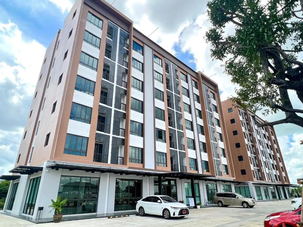 JIA HAUS Hotel Apartment, hotel in Buriram
