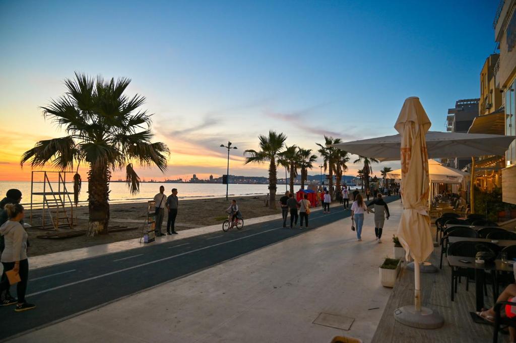 Hotel Zanzi — Beach in Durres, Durres