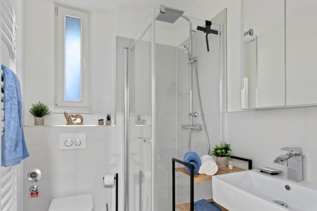 Altstadt - Exklusive 3-Zi-Wohnung für 6 Personen mit 90 qm, großer Dachterrasse, Parkplatz, WLAN - 5