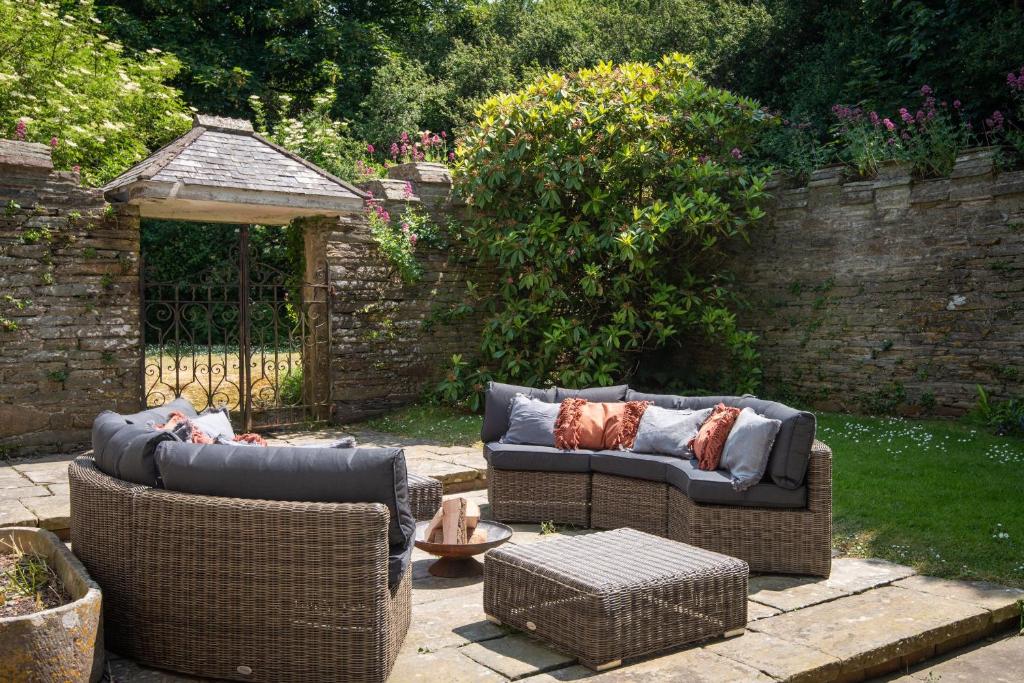 Maberly House, South Pool