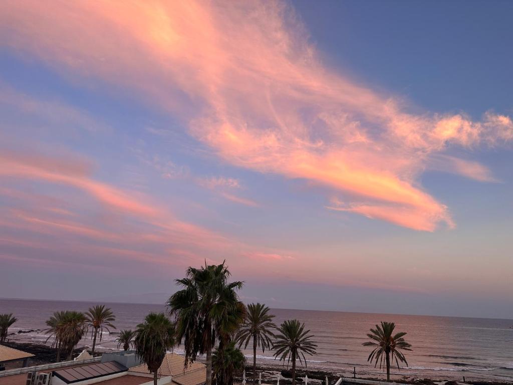 Parque Santiago II , renovated, ocean view, heated swimming pool ! - 2