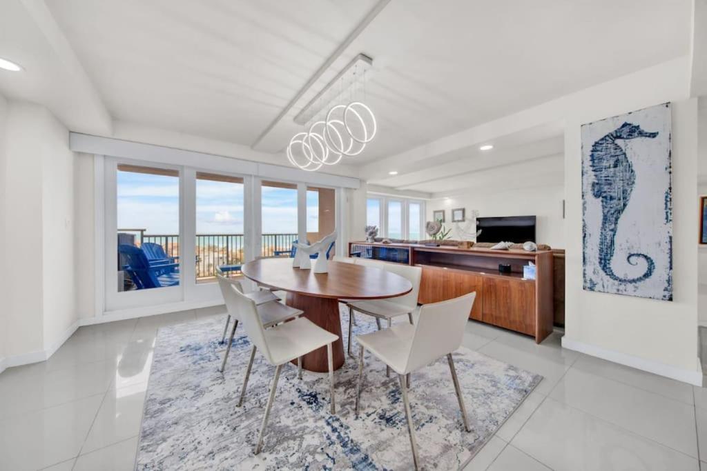 The Best Condo To Enjoy The Island Great View, South Padre Island