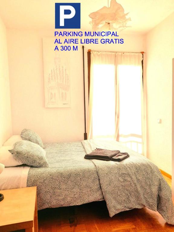 NO FIESTAS, 5 DORMITORIOS Solo familias, parejas o trabajo PARKING Público Gratis a 300m, Toledo