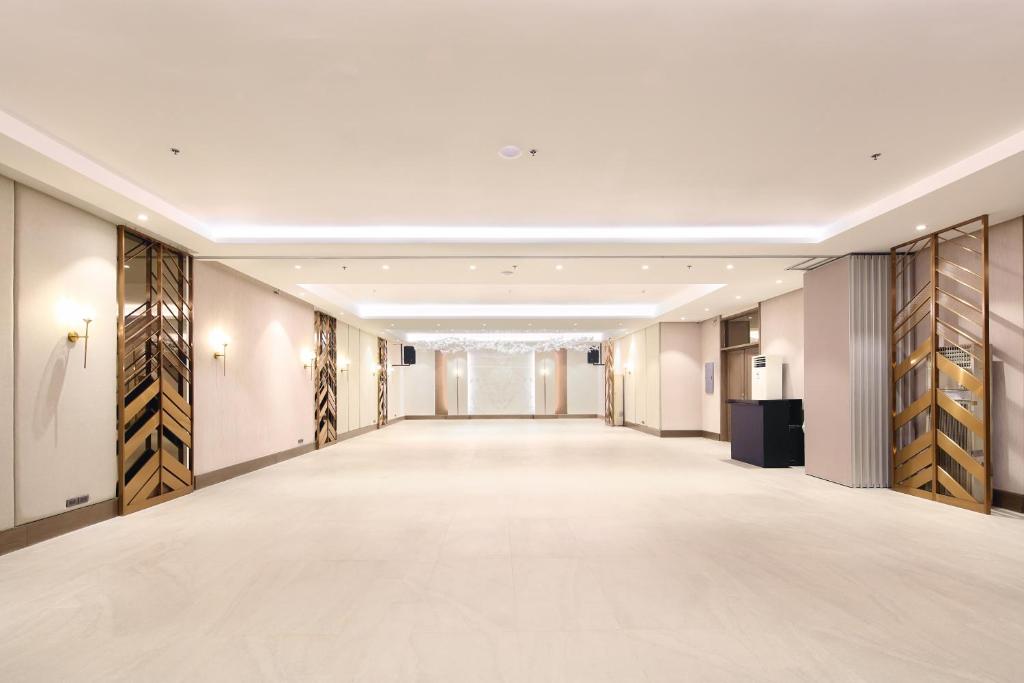 City Garden Suites Manila