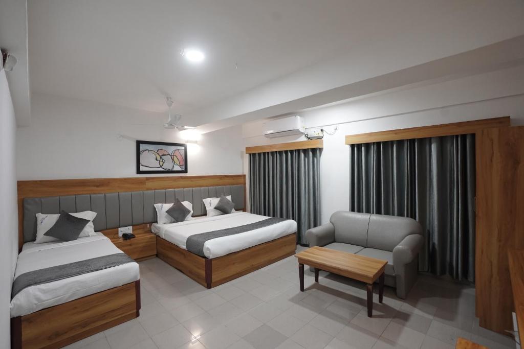 ホテル ルシヤ インターナショナル マイソール (Hotel Luciya International Mysore)