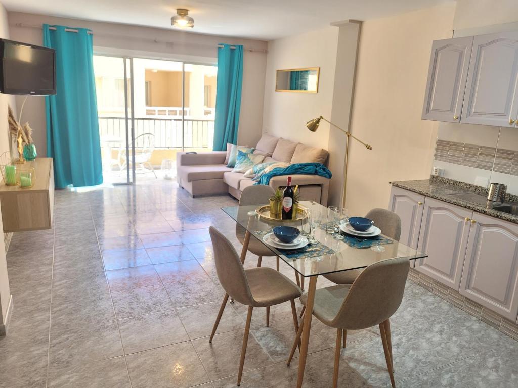 Gold Oasis Apartment - 2