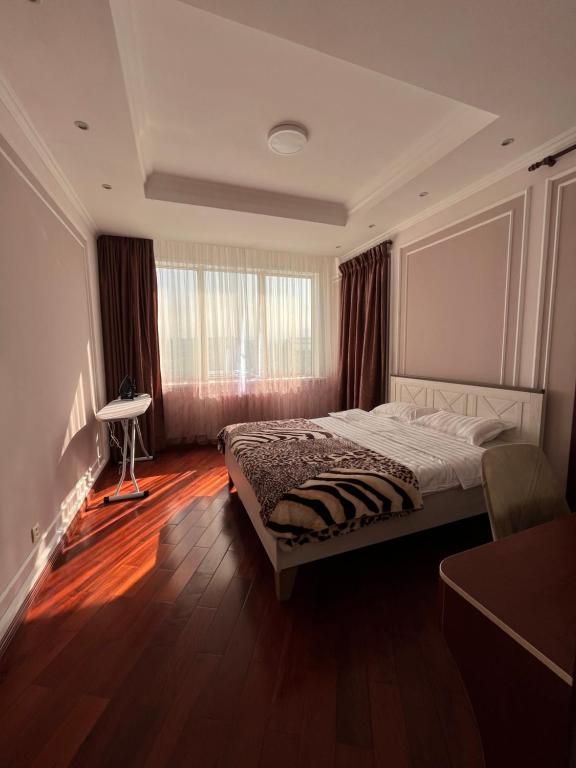 2-х комнатная квартира с видом на горы в ЖК Нурлы Тау, Almaty