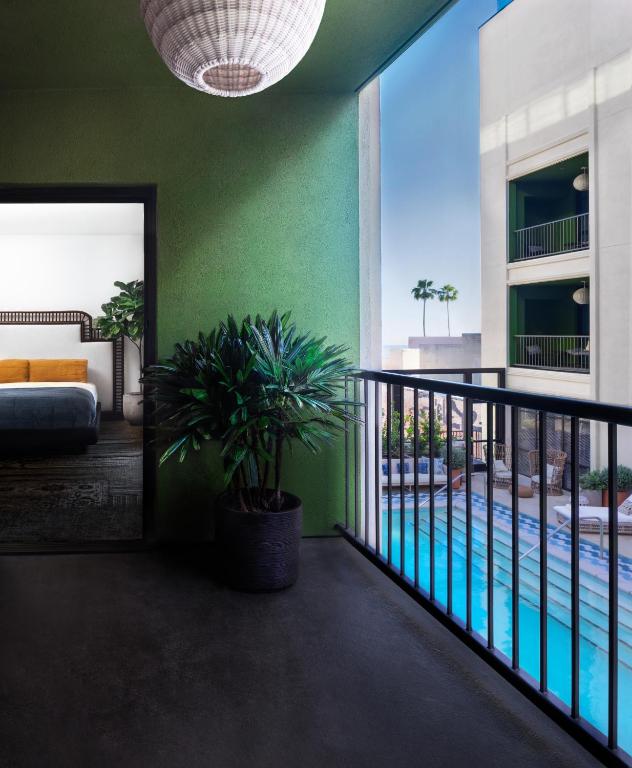 Balcony/terrace, The Aster in Los Angeles (CA)