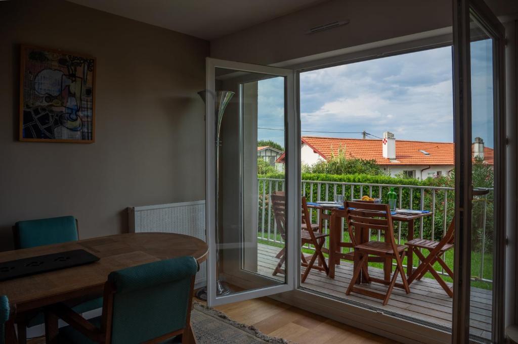 Appartement cosy, vue mer, terrasse et parking situé à Beaurivage - 1