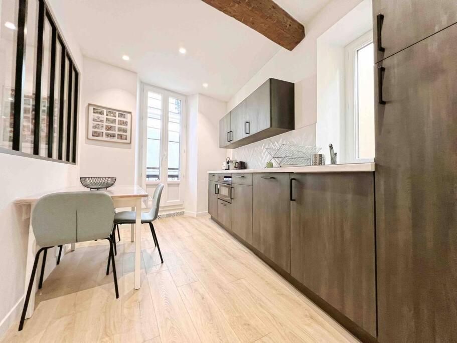 Le James Close: Apt 4 Prs standing - Vieille Ville, Antibes